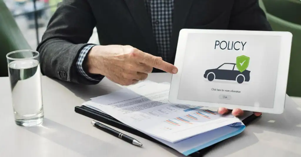 Insurans Pihak Ketiga Kebakaran dan Kecurian Insurans Pihak Ketiga Kebakaran dan Kecurian