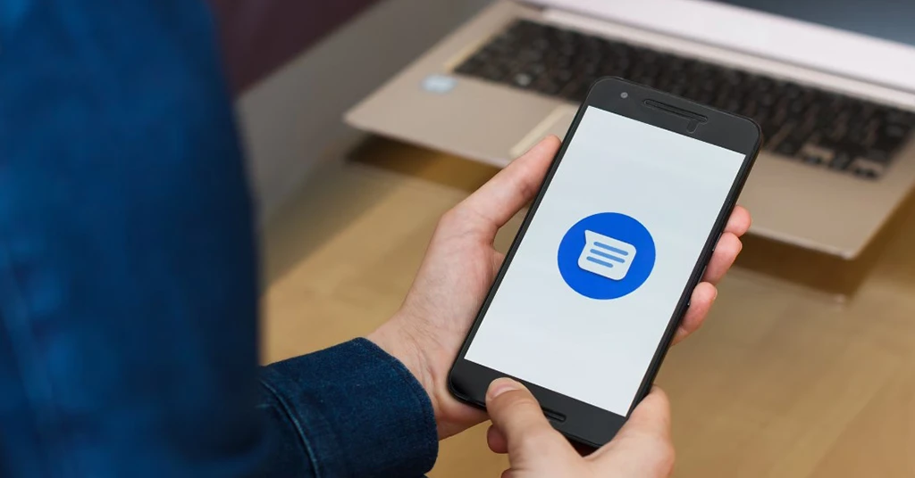 Melalui SMS Melalui SMS