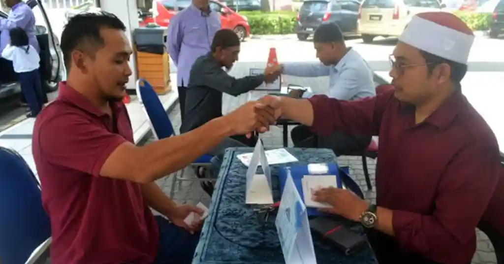 Soalan Lazim FAQ Mengenai Bantuan MAIK Soalan Lazim (FAQ) Mengenai Bantuan MAIK