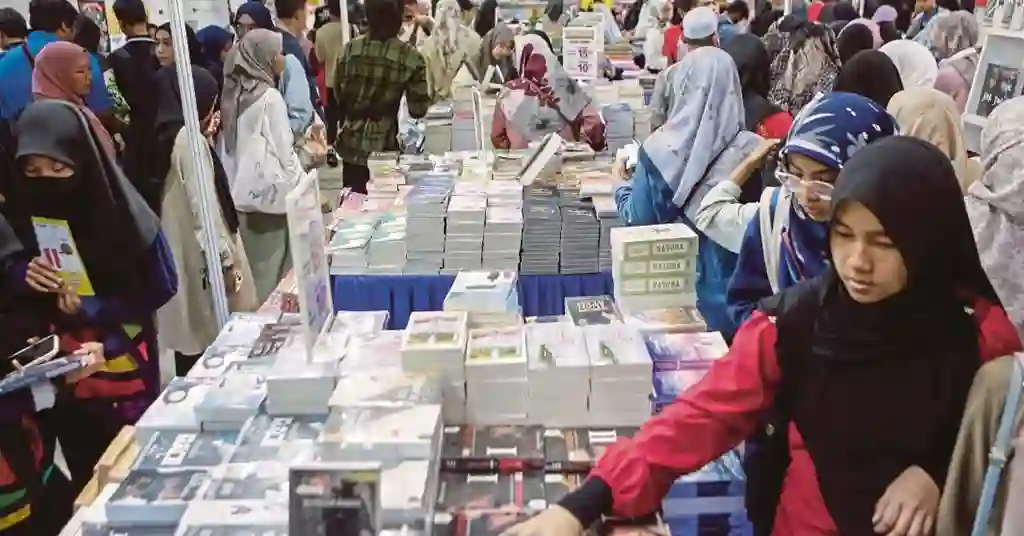Kelayakan dan Syarat Mendapatkan Baucar Buku Madani Kelayakan dan Syarat Mendapatkan Baucar Buku Madani