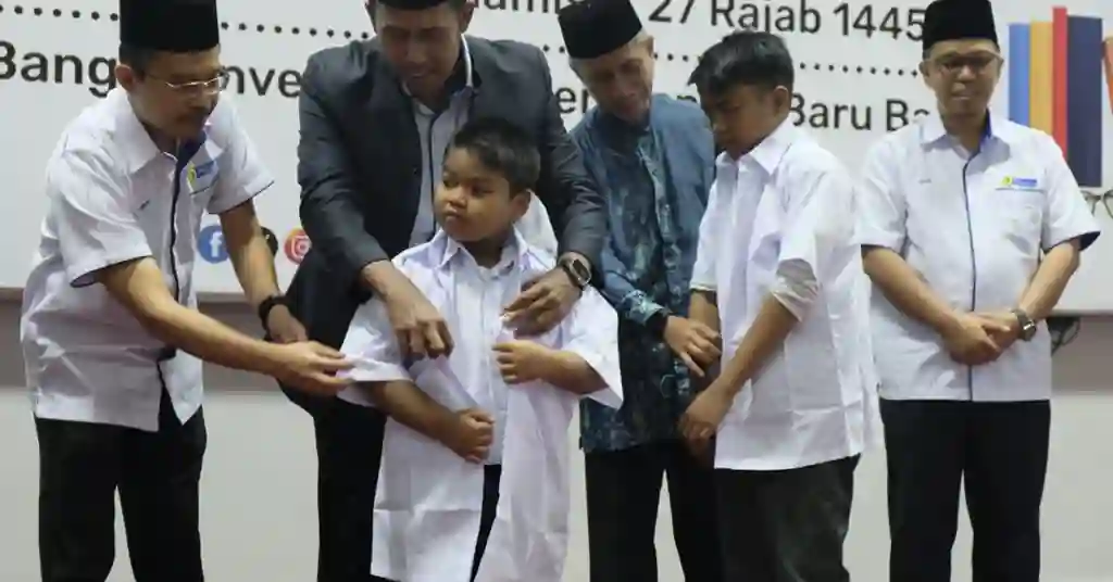 Skim Bantuan Zakat Johor Untuk Pelajar IPT Skim Bantuan Zakat Johor Untuk Pelajar IPT