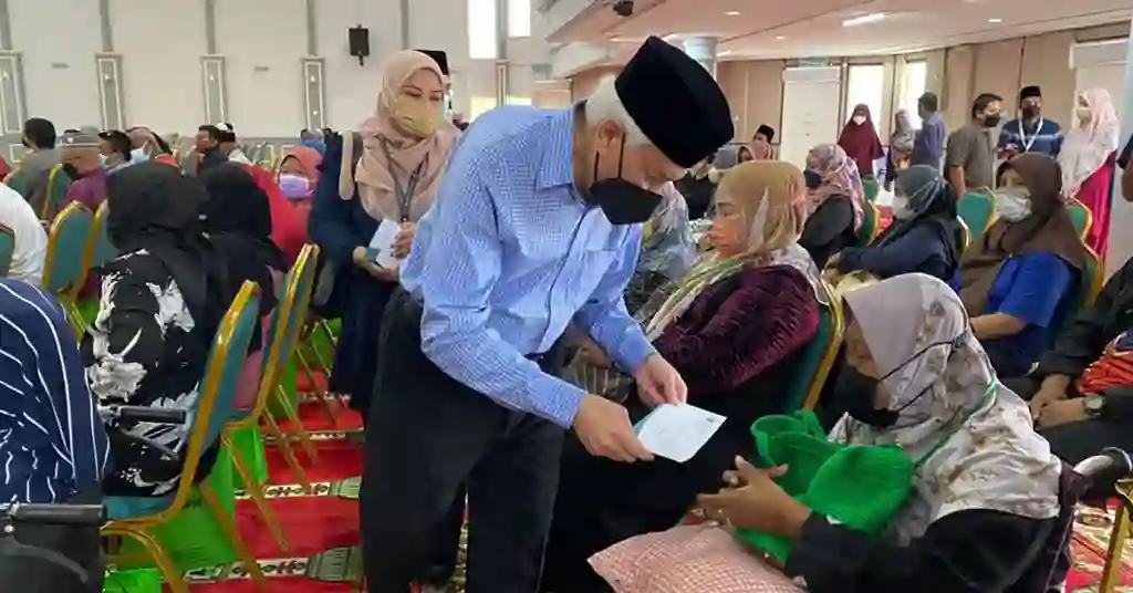 Cabaran dan Penyelesaian Bantuan Perniagaan Baitulmal Negeri Sembilan Cabaran dan Penyelesaian Bantuan Perniagaan Baitulmal Negeri Sembilan