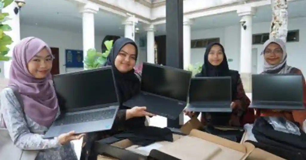Kelebihan dan Manfaat Bantuan Komputer Riba MAIWP Kelebihan dan Manfaat Bantuan Komputer Riba MAIWP
